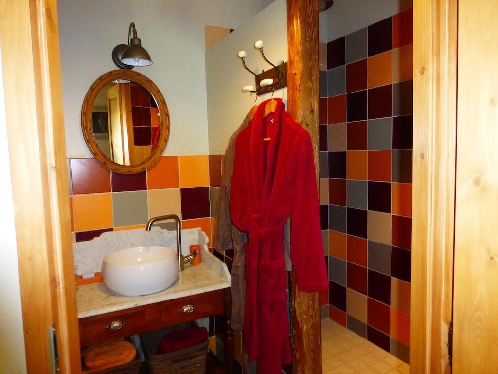Chambres D'Hotes Bered Vuillemin Бом-ле-Дам Номер фото